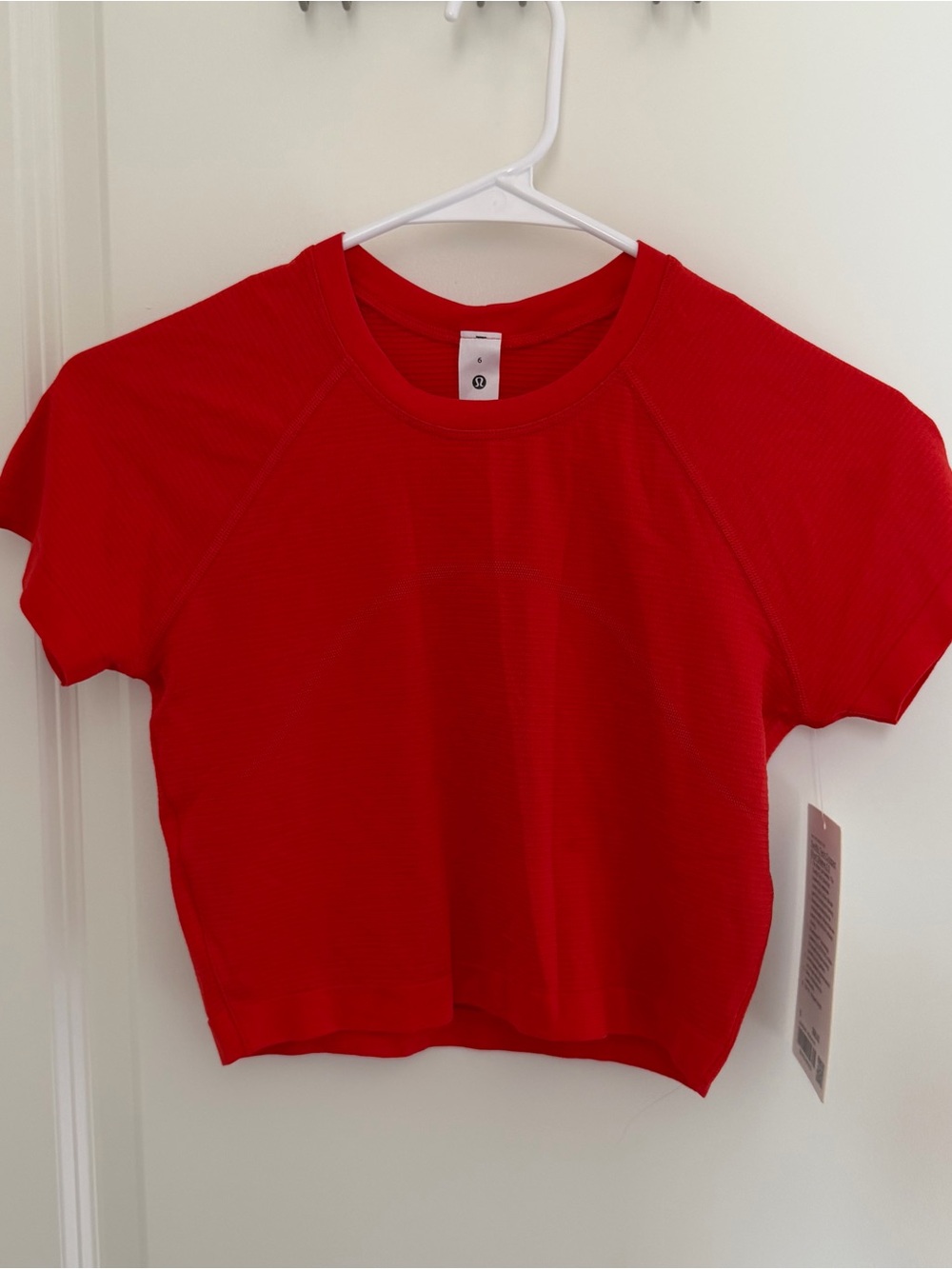 NWT Lululemon Swiftly Tech Cropped Short Sleeve 2.0 Size 6 Hot Heat